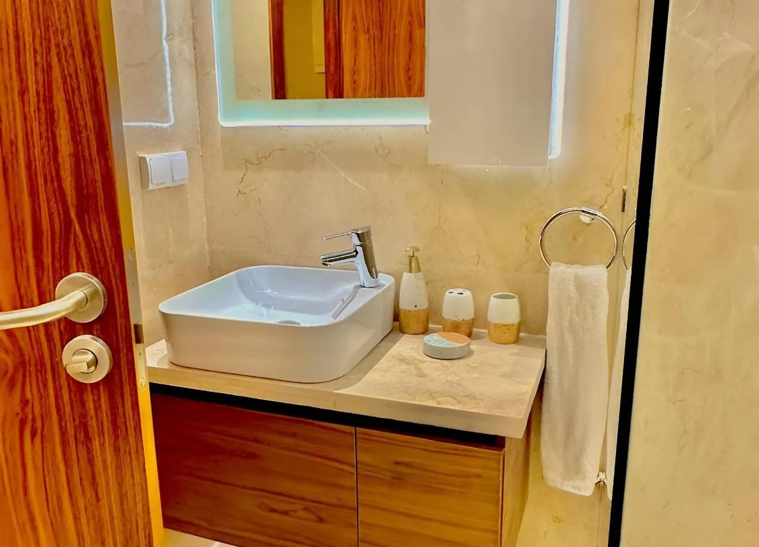 Luxury Apartment In Marrakech Marrakesz